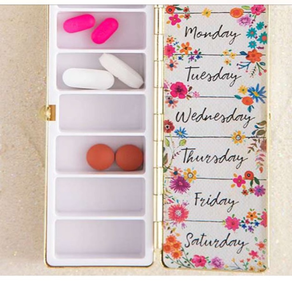 NEW “a wise girl once said” pill organizer - Picture 3 of 6